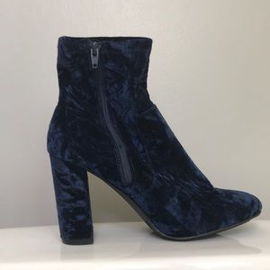 Mossimo Blue Navy Crushed Velvet Heel Ankle Boot